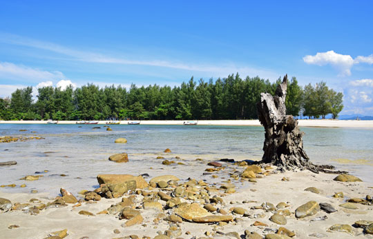 หมู่เกาะกำ อุทยานแห่งชาติแหลมสน ทัวร์ 3 เกาะ จ.ระนอง เกาะกำตก เกาะค้างคาว  เกาะญี่ปุ่น ราคาถูก 2563 (2020)